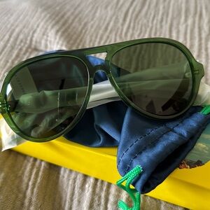 NWT Clare V LIZZIE SUNGLASSES IN FOREST
